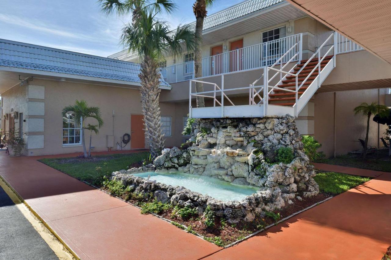 Travelodge By Wyndham Venice Venice Gardens Luaran gambar